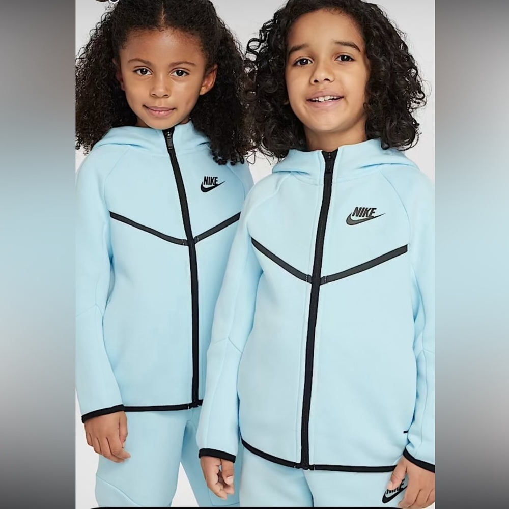 Nike Sky Blue Athletic Set with Black Details Size 6